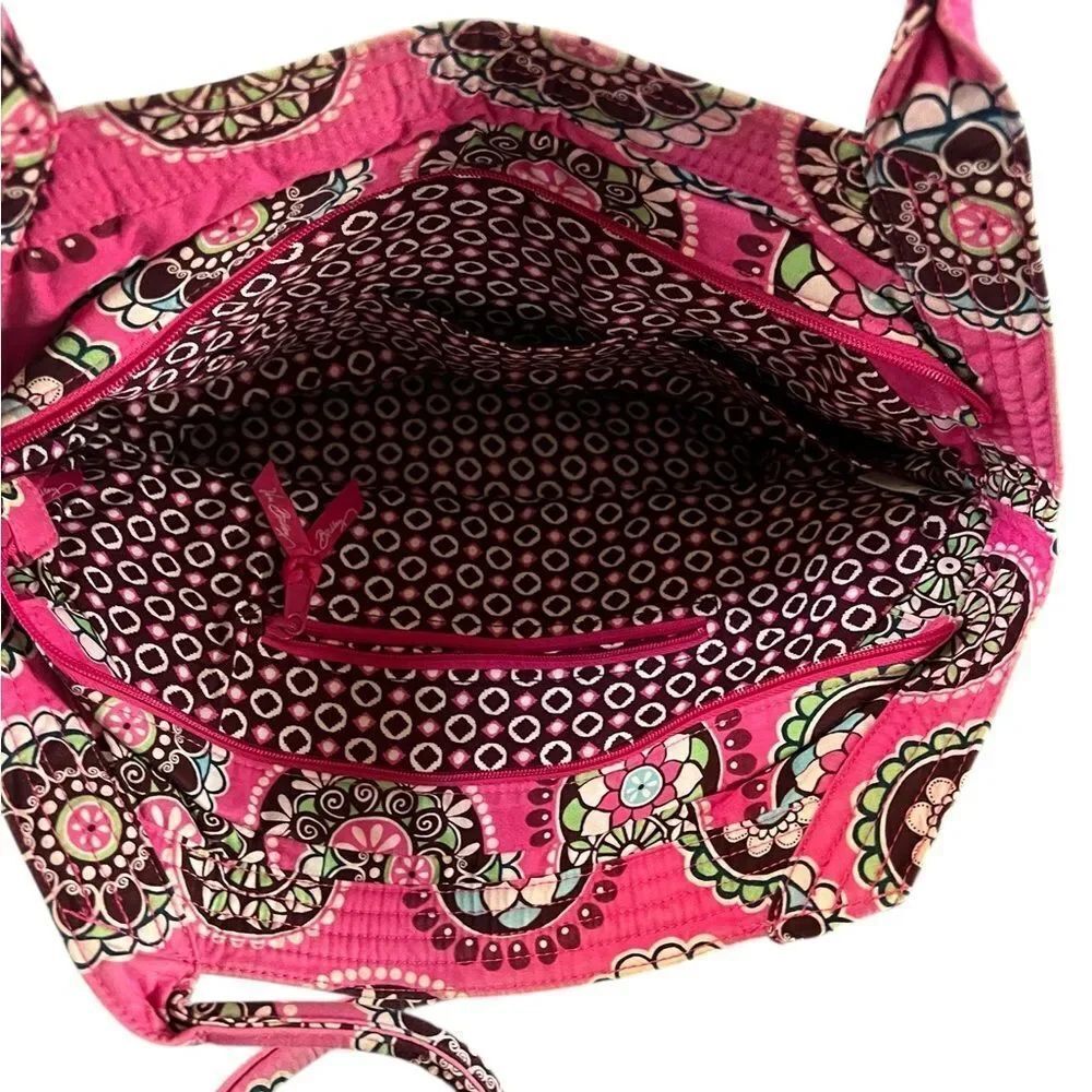 Vera Bradley Rolled Strap Shoulder Bag Cupcake Pink - Picture 6 of 7